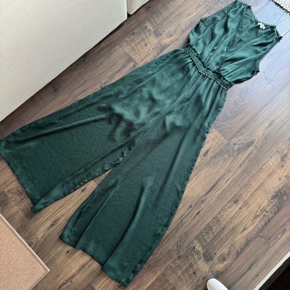 Elegant Green Jumpsuit